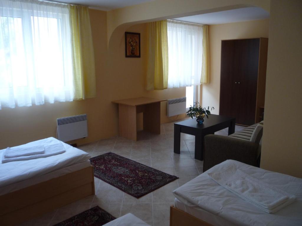 Hostel Sylvia Софія Номер фото